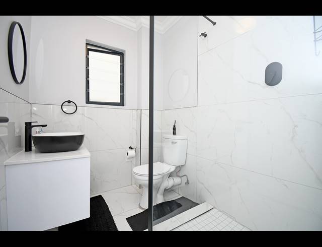 2 BEDROOM APARTMENT FOR SALE IN BROADACRES